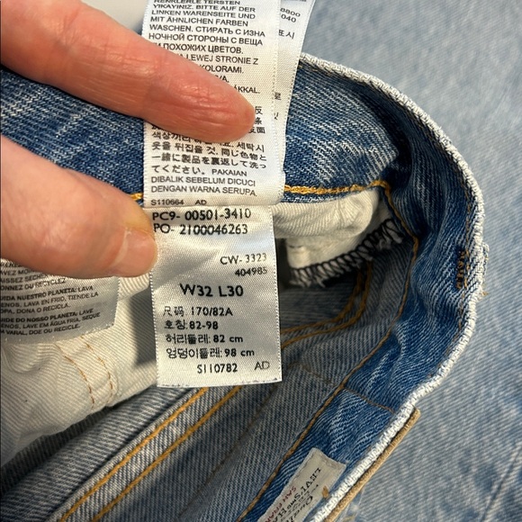 Levi’s 501 Jeans - Picture 8 of 11